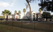 Palm Club Apartments