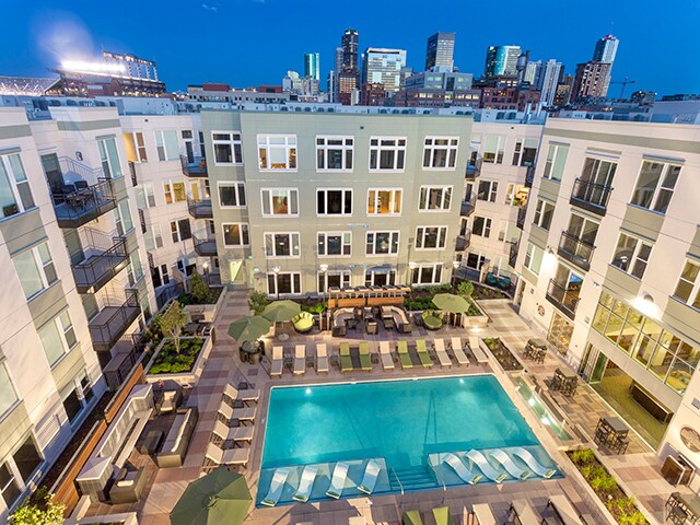 Elan Union Station Apartments