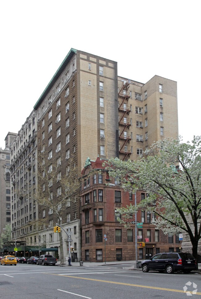 562 West End Avenue Rentals New York, NY