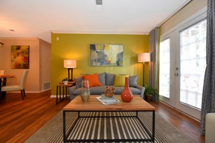 Copper Pointe Apartment Homes
