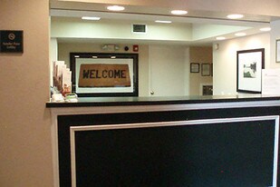 Furnished Studio – Jacksonville - Baymeadows Apartments