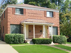Oakland Hills Townhomes Apartments