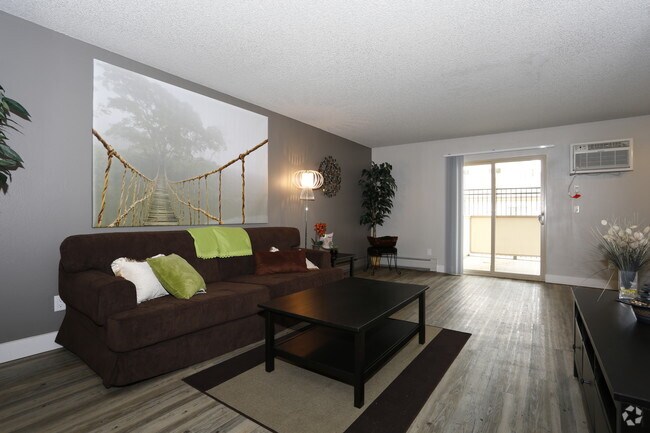Collective Glendale - Infinity Flats Apartments
