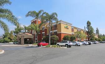 Furnished Studio – Los Angeles - Monrovia