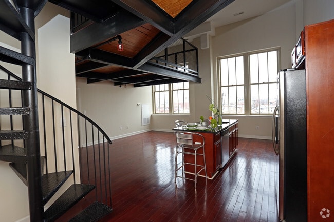 Landbank Lofts Apartments