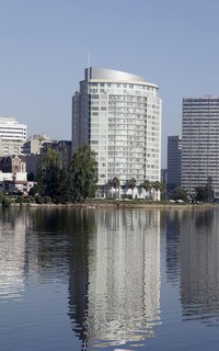 The Essex on Lake Merritt Apartments