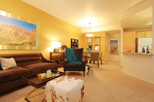 Golf Villa Apartments
