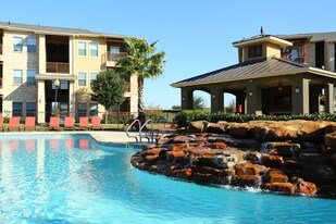 Vista at Plum Creek Apartments