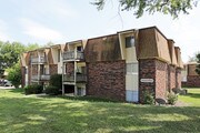 Fontainebleau Apartments