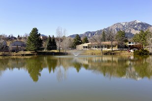 Tantra Lake Apartments