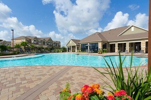 Carrington at Park Lakes Apartments