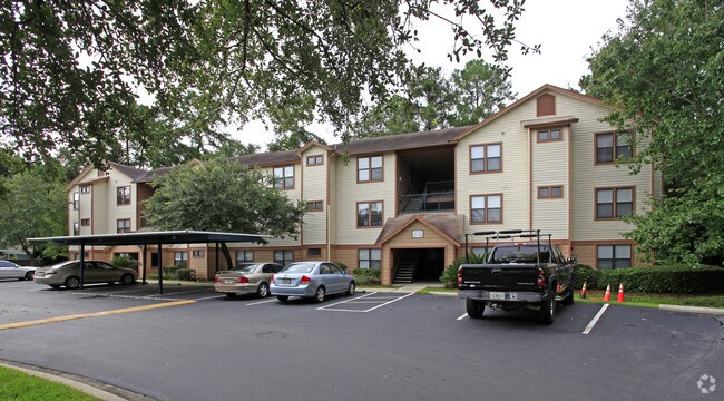 Seminole Grand Apartments