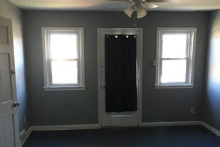 442 Chester Ave Yeadon PA Apartments
