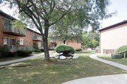 Sleepy Hollow Gardens Apartments