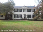 4 Bedroom Single-Family Home for Rent $2250