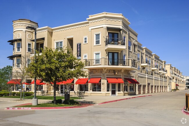 Dolce Living Hometown Apartments