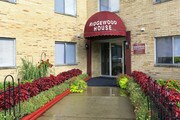 Ridgewood House Apartments