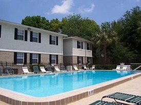 The Commons on Anniston Road Apartments