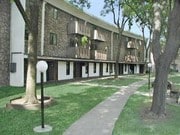 Columns IV Apartments