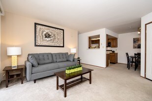 Sun River Village Apartments
