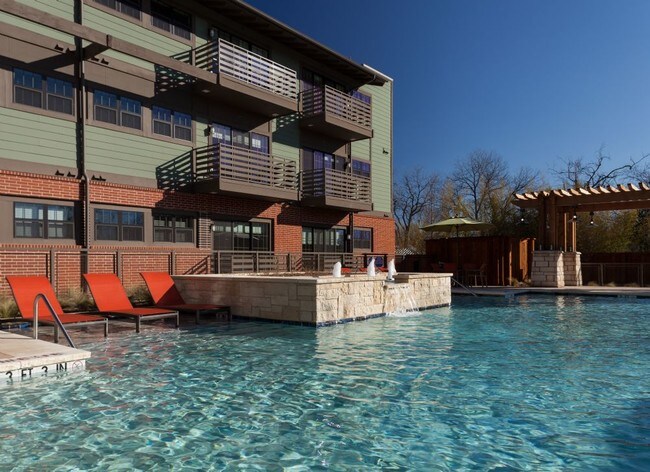 Bell Bishop Arts Apartments