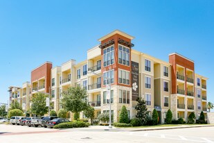 Residences at Pearland Town Center Apartments