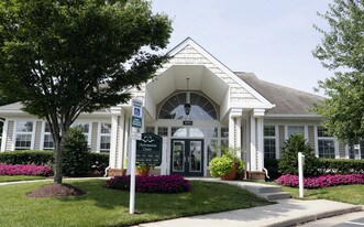 Somerset Pointe I Apartments