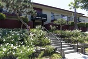 Spencer Arms Apartments
