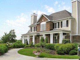 StoneBriar Woods Apartments