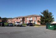 Laura's Glen Apartments