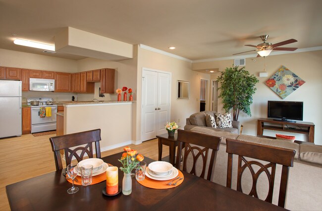 Villas In Westover Hills Apartments