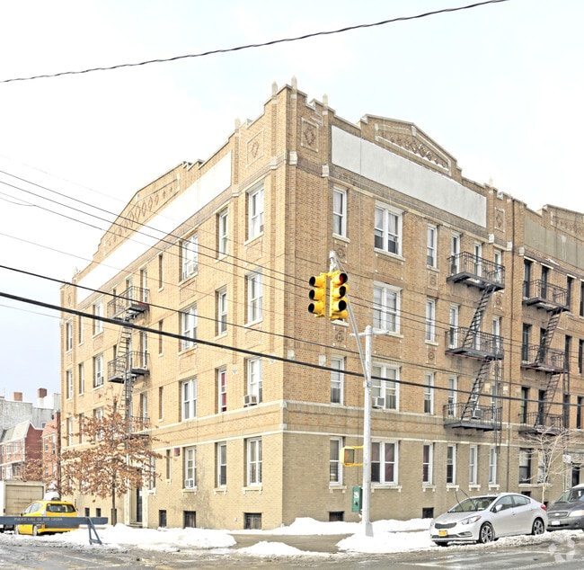 2804 44th St Astoria, NY 11103 Rentals Astoria, NY