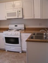 113 Elm St Newark NY Apartments