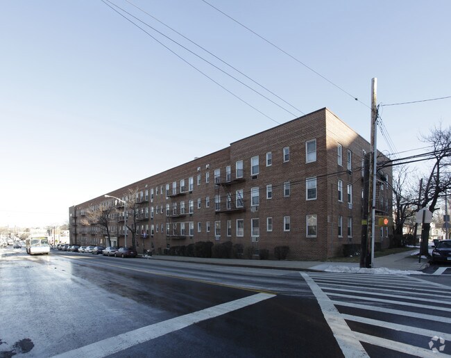 Parsons Manor Rentals Jamaica, NY