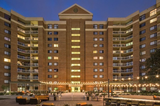 Cascade at Landmark Apartments