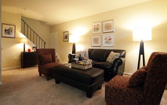 Metropolitan West Goshen Apartments