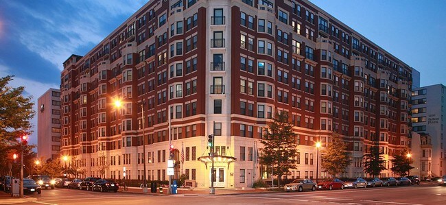 1301 Thomas Circle Apartments