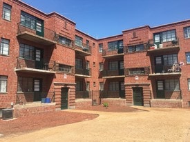 Collins Terrace Apartments (Neighborhood Gard