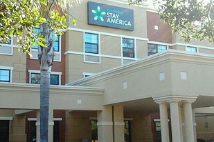 Furnished Studio – Oakland - Alameda Airport
