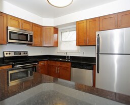 Royal Crest Apartments