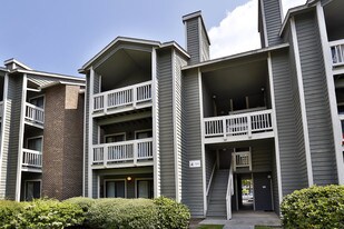 Hawthorne Westside Apartments