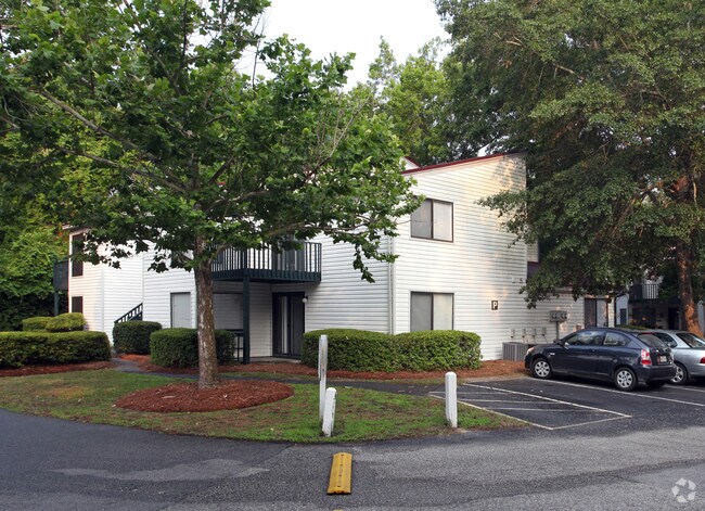 Thickett Apartments