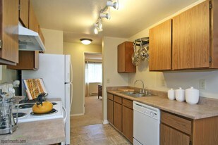 The Ridge & Shores Apartments
