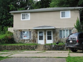 821 Kim Moor Rd Peoria IL Apartments