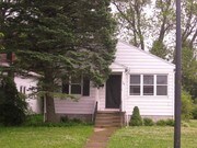 3 Bedroom Single-Family Home for Rent $1300