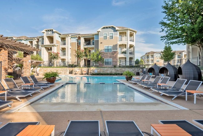 Stoneleigh Apartments