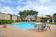 Shadow Bay Apartments