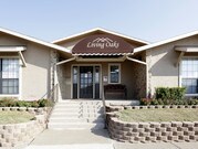 Living Oaks Apartments