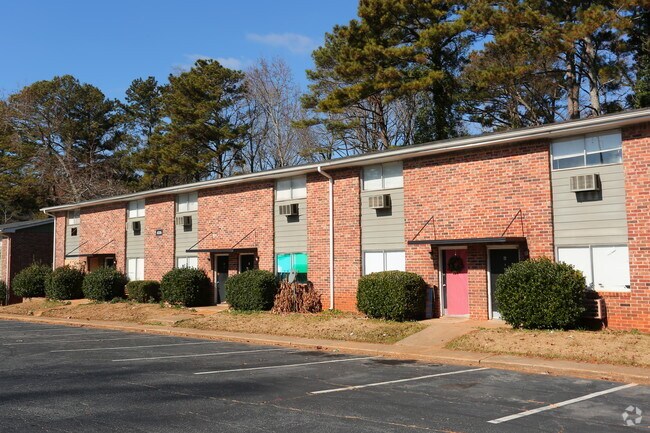 Peachcrest Gardens Apartments Peachcrest Gardens Apartments