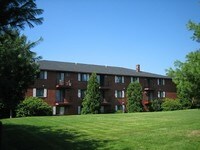 Woodedge Estates Apartments
